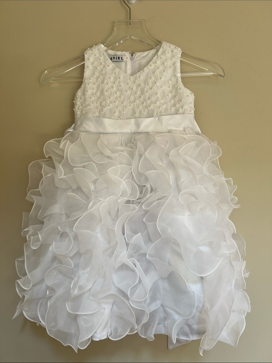 Other - White Ruffled with Pearls Flower Girl Dress 5T